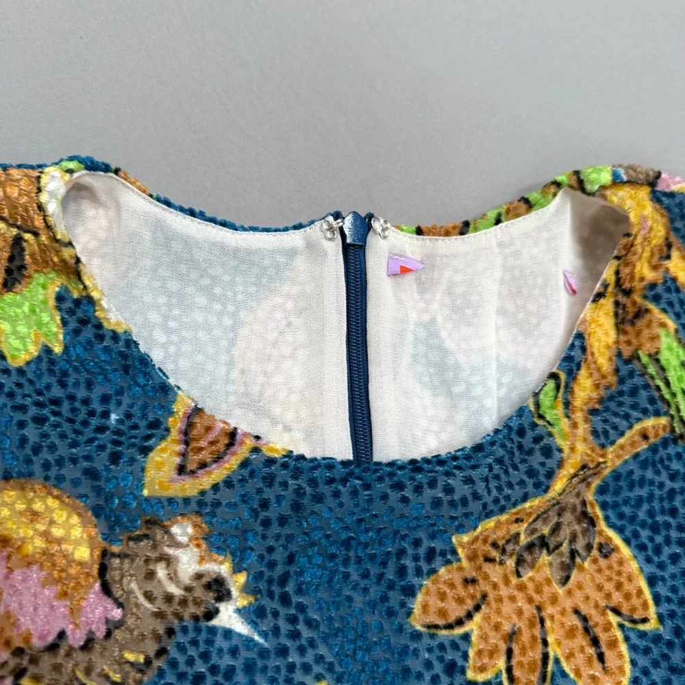 La DoubleJ Long Sleeve Swing Maxi Dress – Lark Blue Sovereign Print, Small 4/6 - Picture 11 of 11